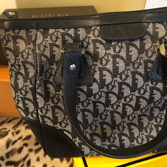 Christian Dior handbag! - Picture 3 of 8